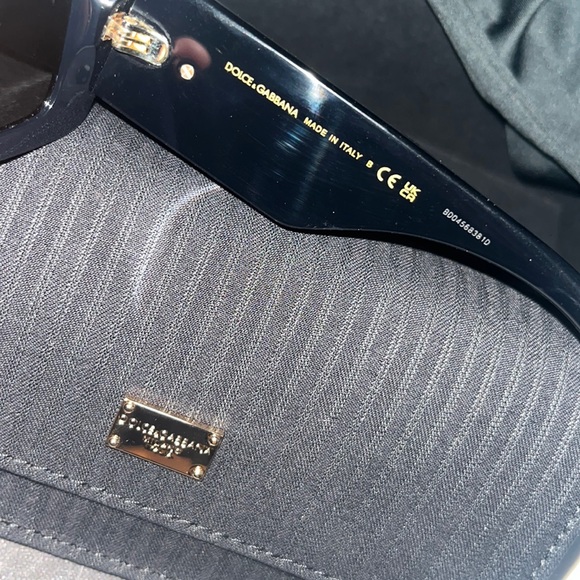 New, never used D&G sunglasses - Picture 6 of 6